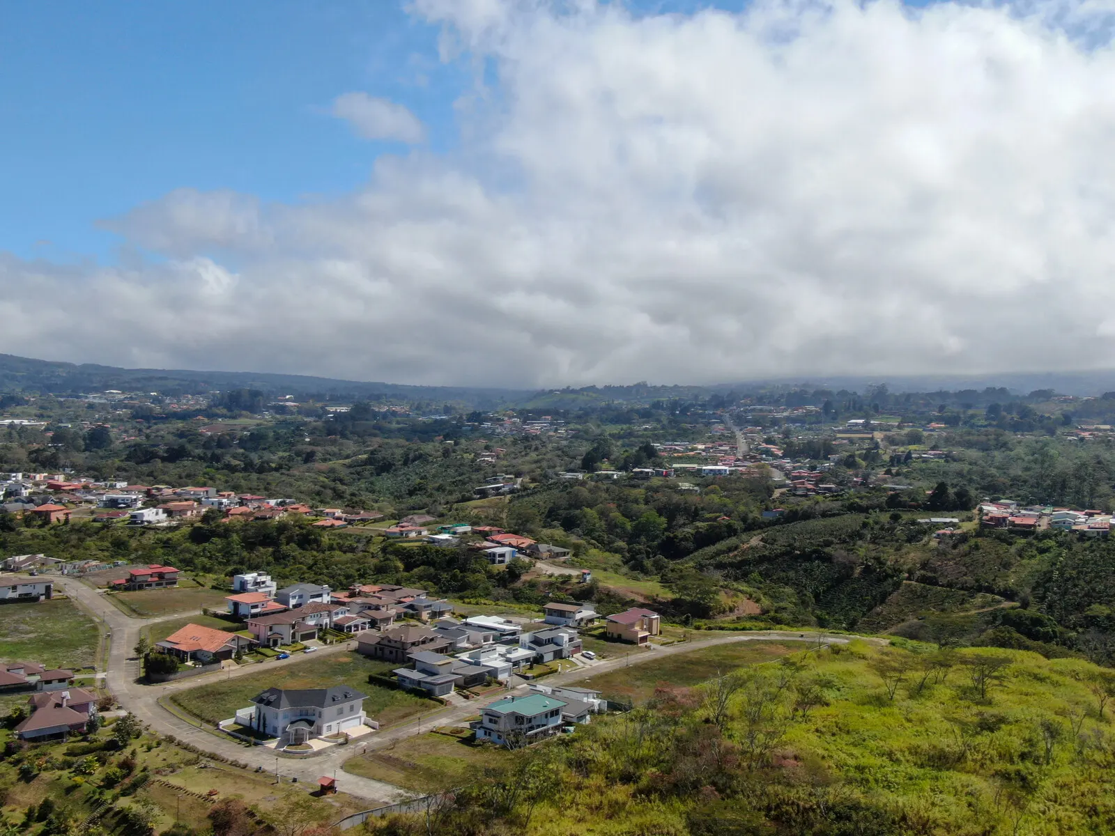 Central Valley hillsides near Heredia